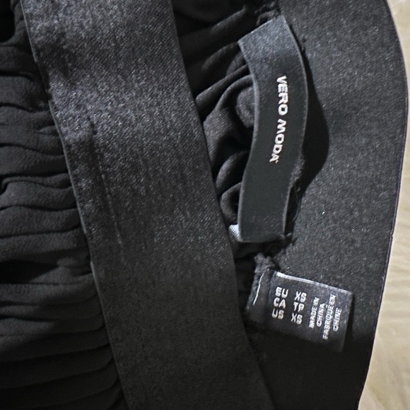 Vero moda black wide legged pleated - Picture 4 of 4